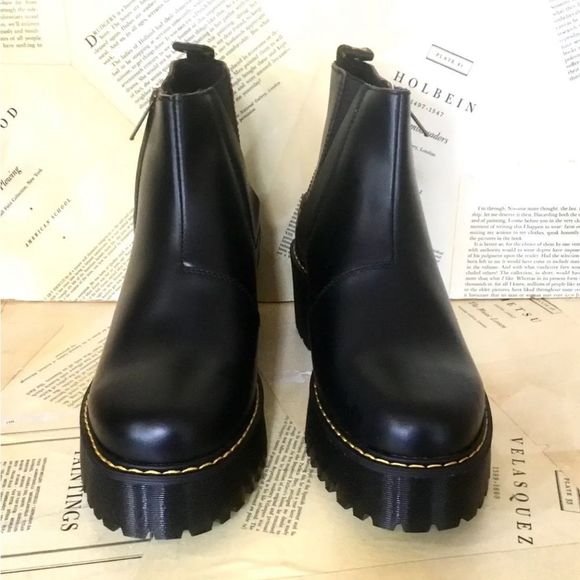 Free People Dr Martens Rometty 11 Smooth Boot Platform Black Leather - Picture 3 of 8